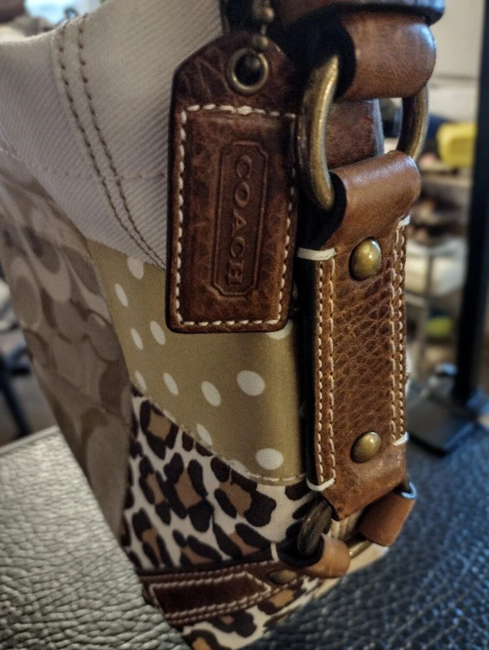 Vintage Coach Carly 10814 Tan, Gold Patchwork Hobo Shoulder Bag with Hangtag